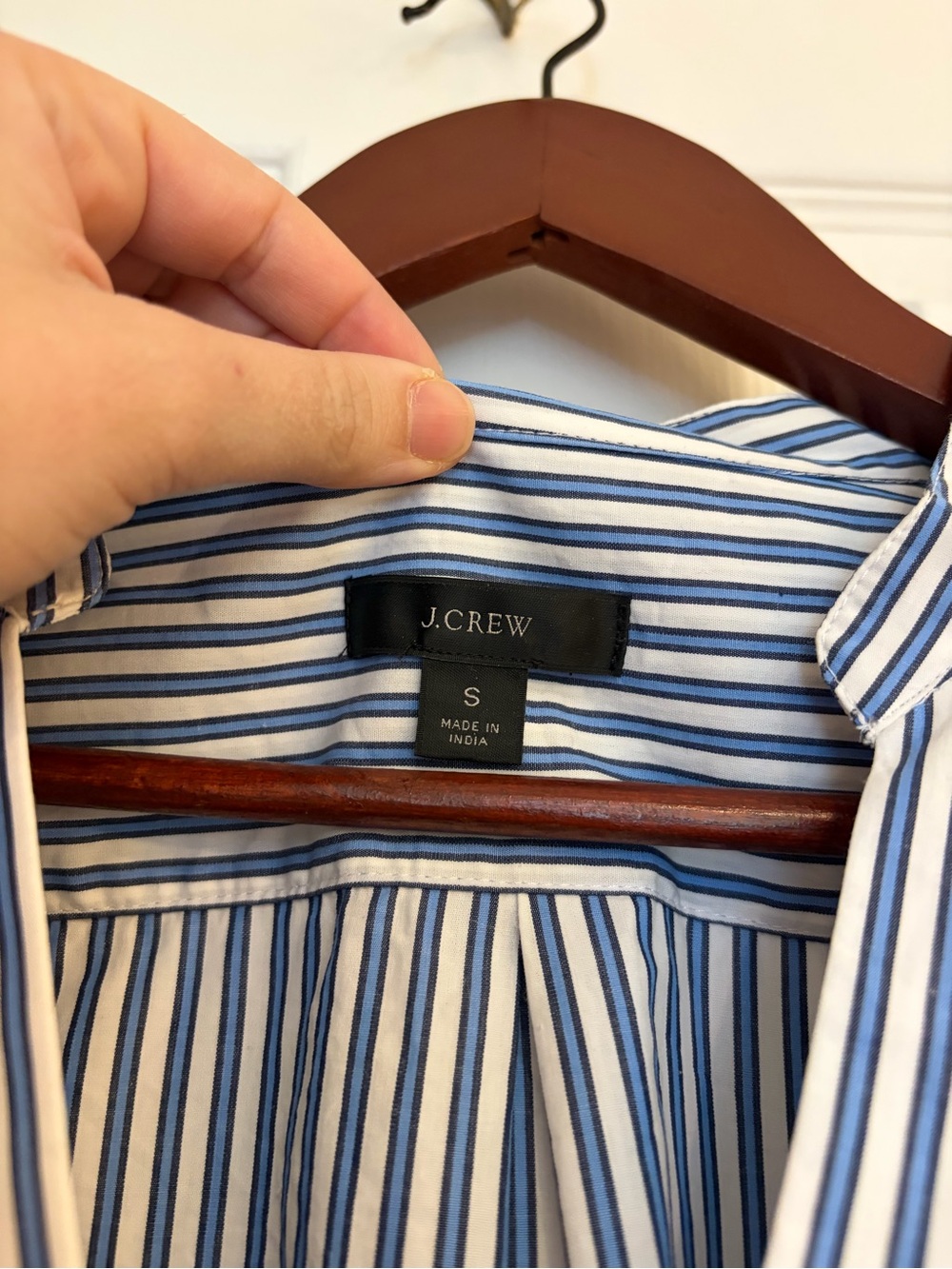 J Crew Cotton Poplin Top Small Blue White Stripe Coastal Preppy - Picture 3 of 6